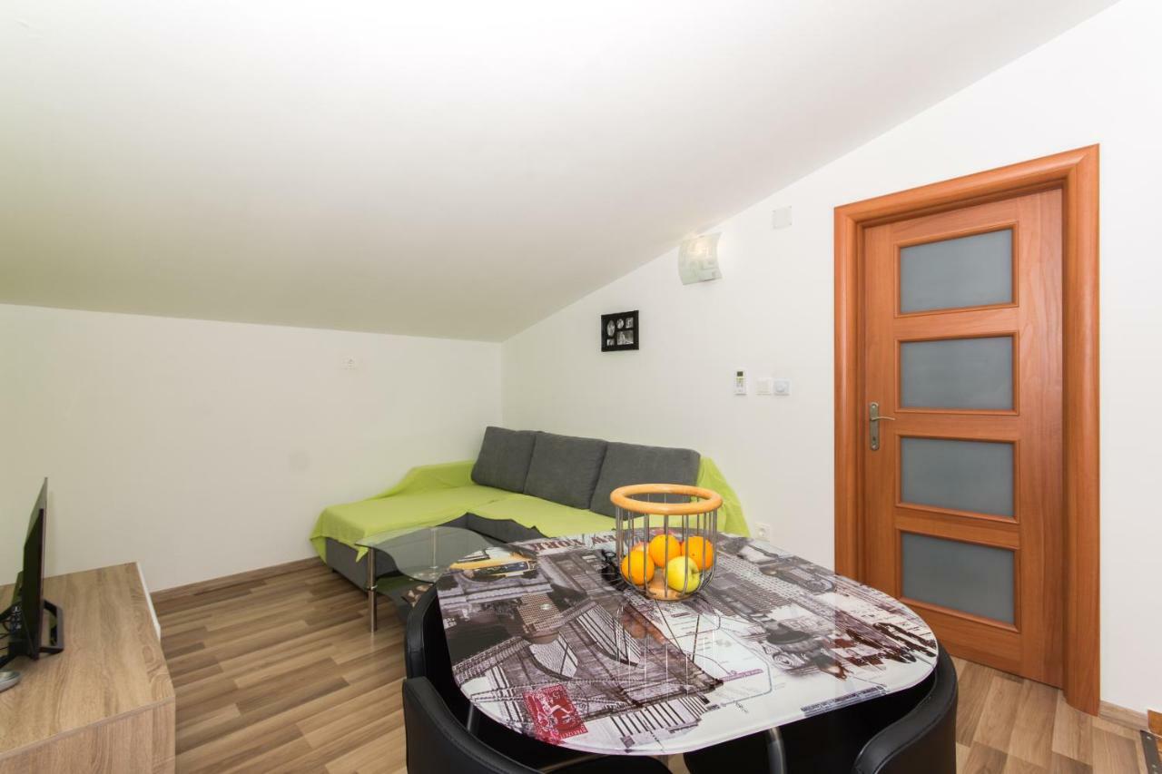 Apartmani Island Trogir Eksteriør bilde