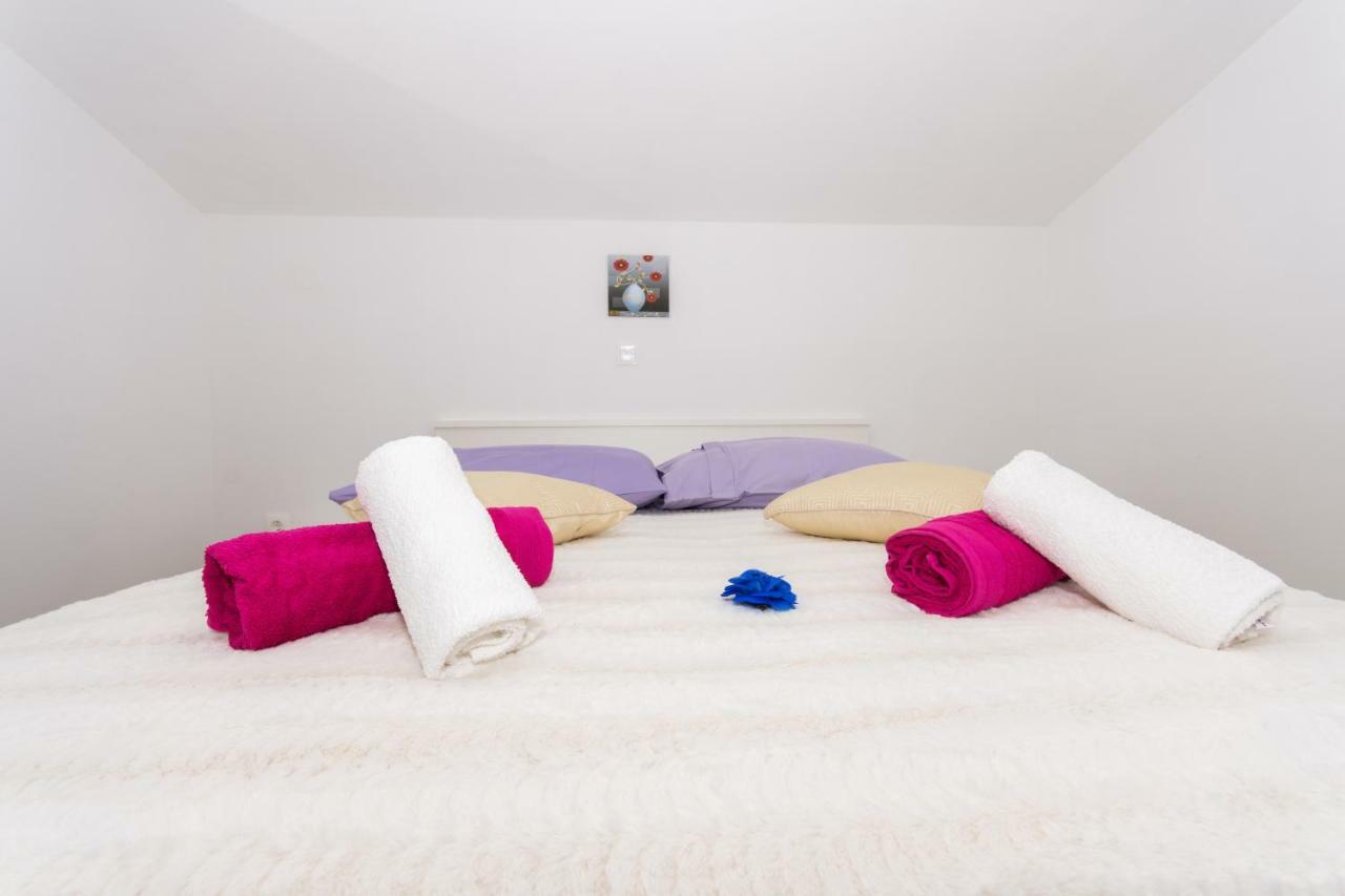 Apartmani Island Trogir Eksteriør bilde
