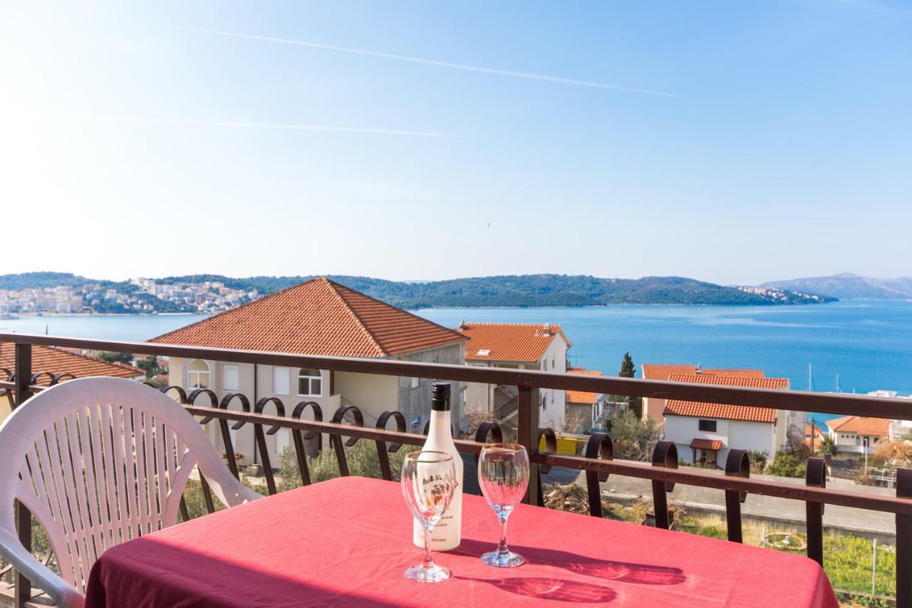 Apartmani Island Trogir Eksteriør bilde