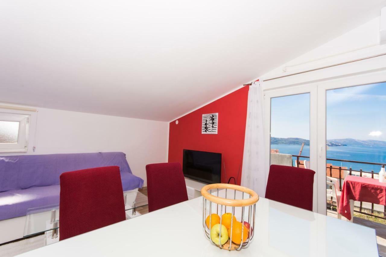 Apartmani Island Trogir Eksteriør bilde