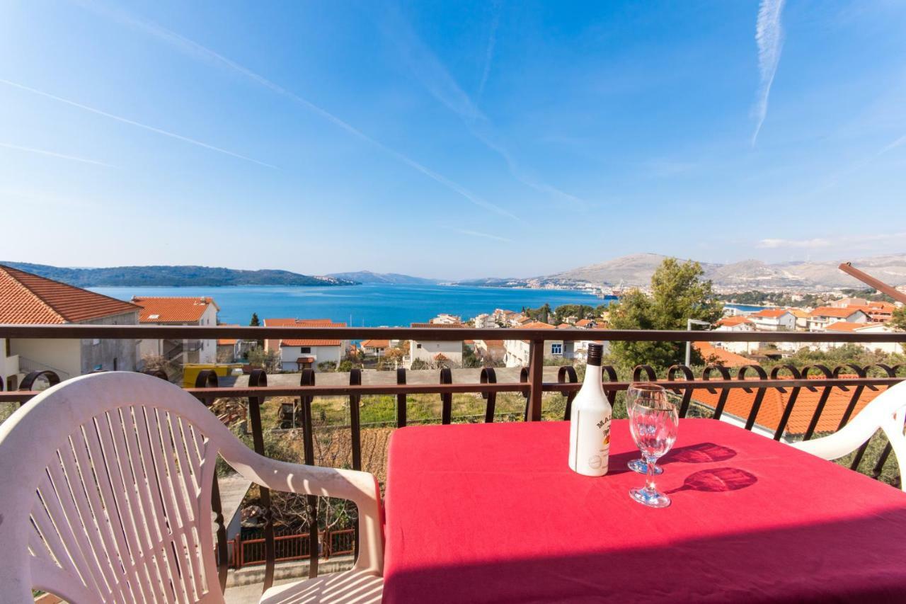 Apartmani Island Trogir Eksteriør bilde