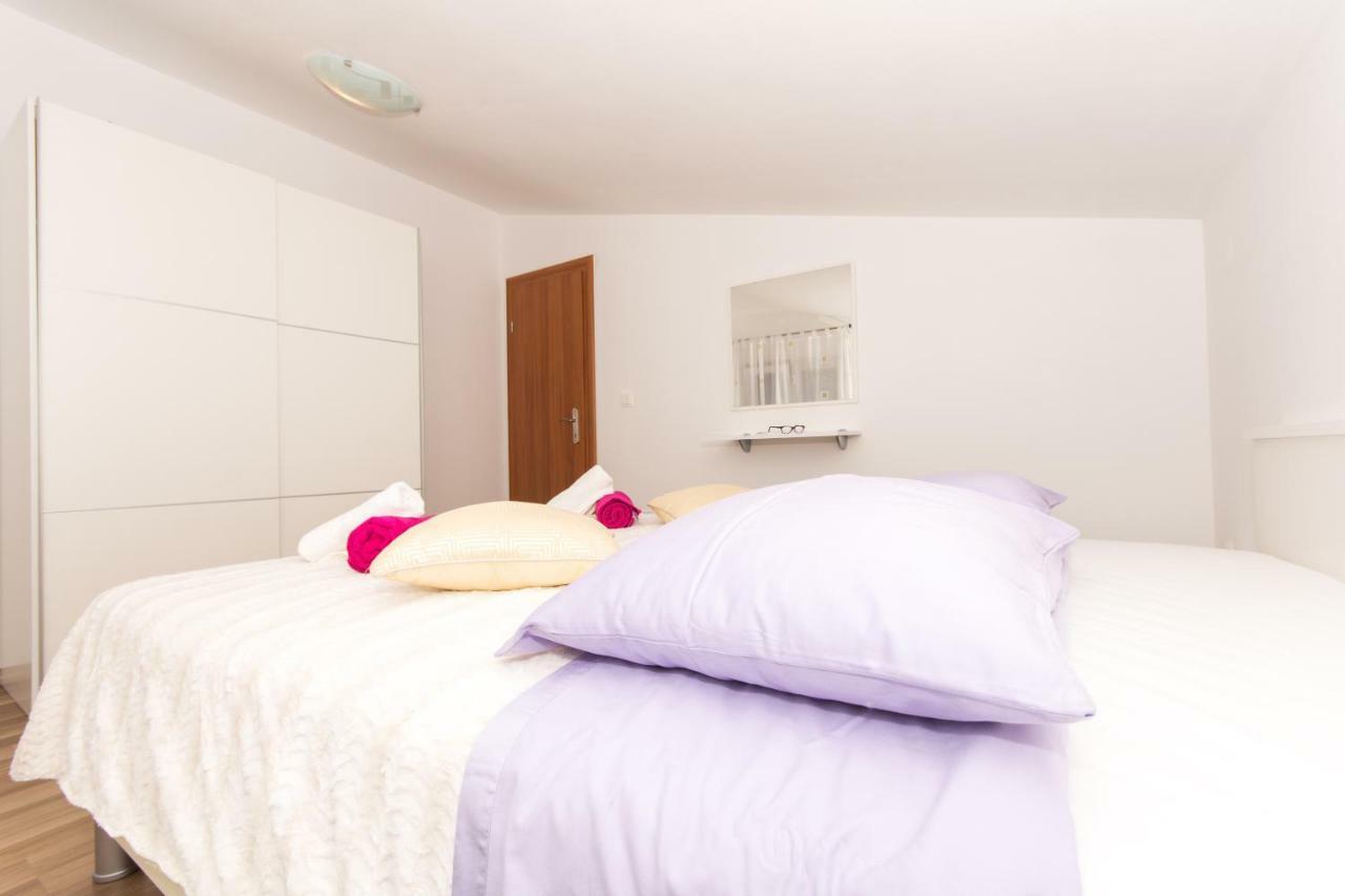 Apartmani Island Trogir Eksteriør bilde