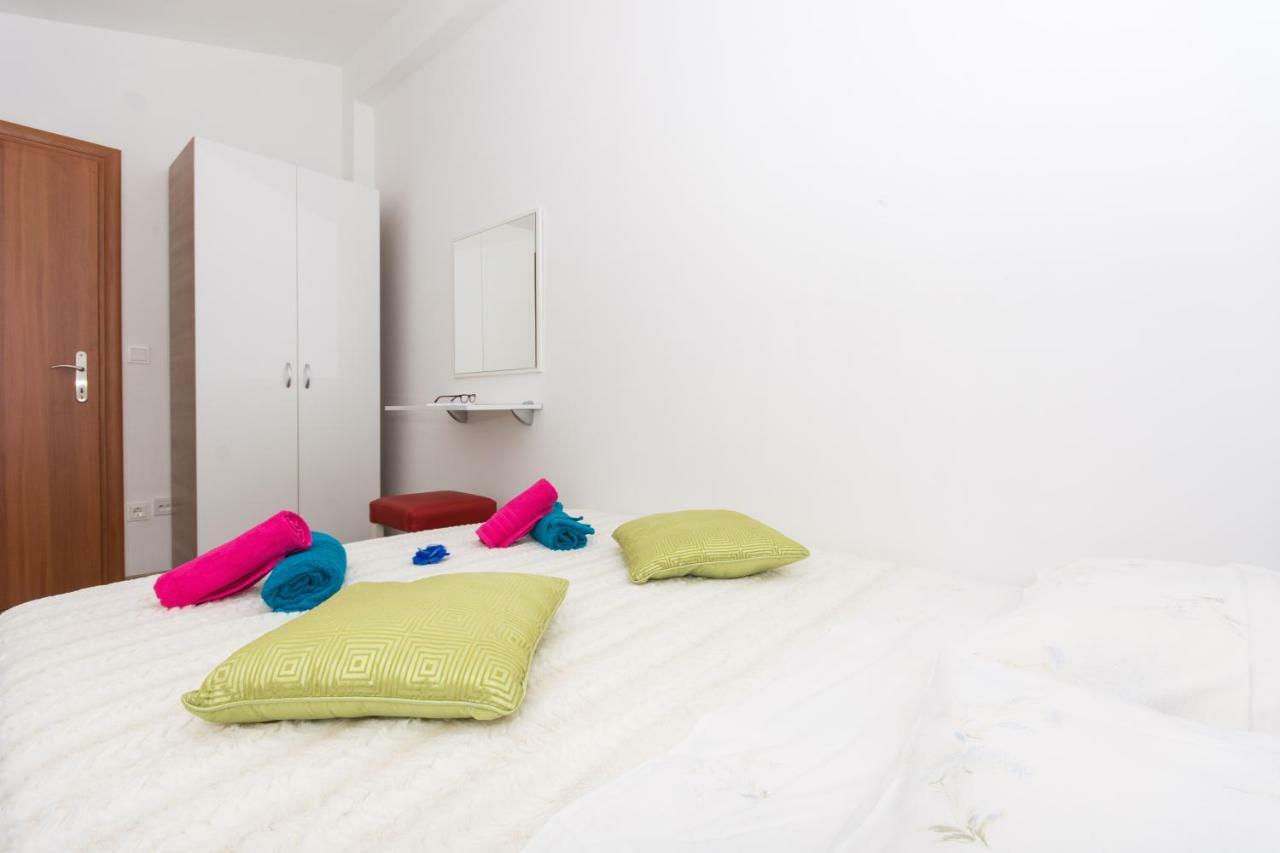 Apartmani Island Trogir Eksteriør bilde