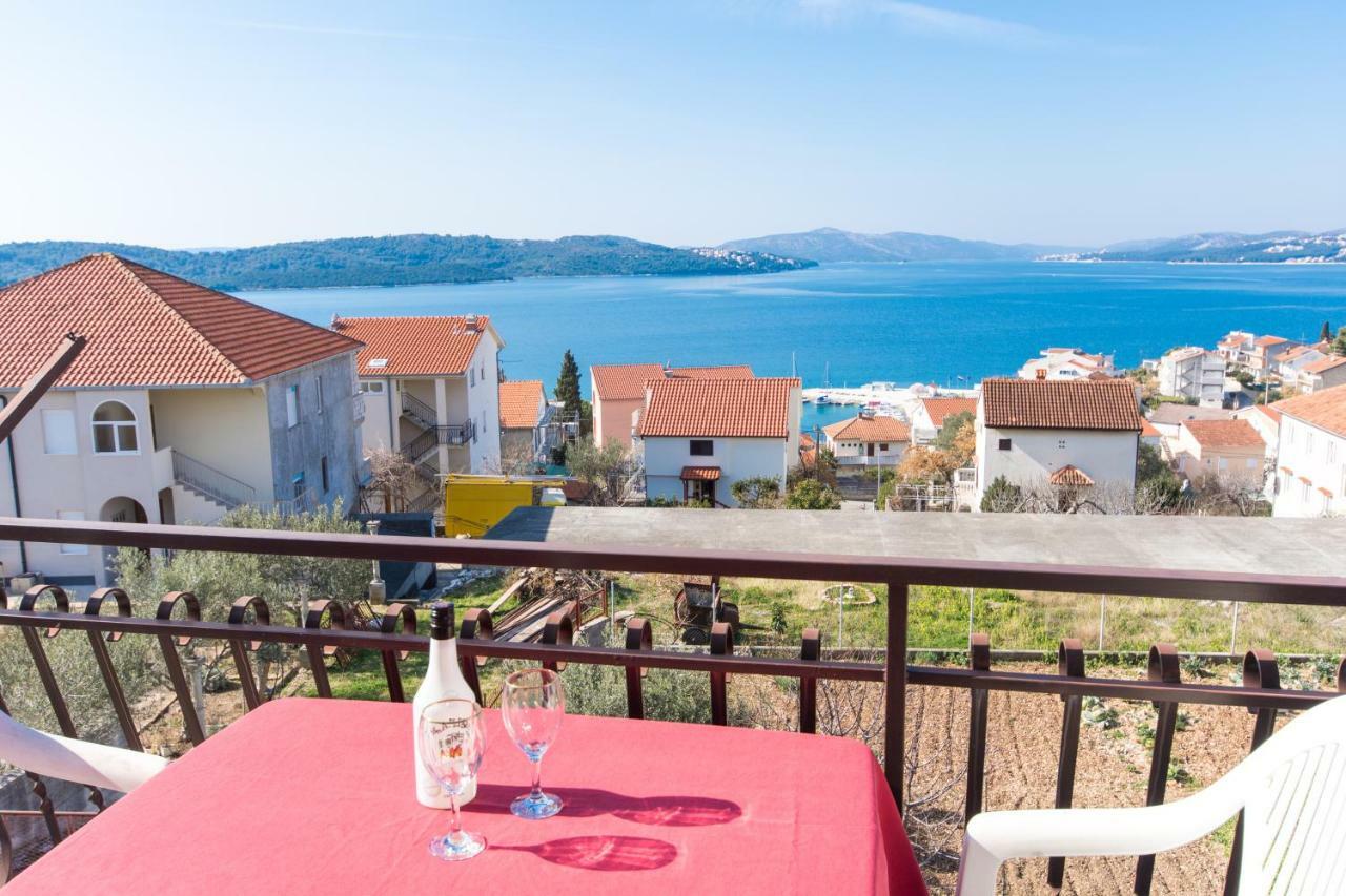 Apartmani Island Trogir Eksteriør bilde