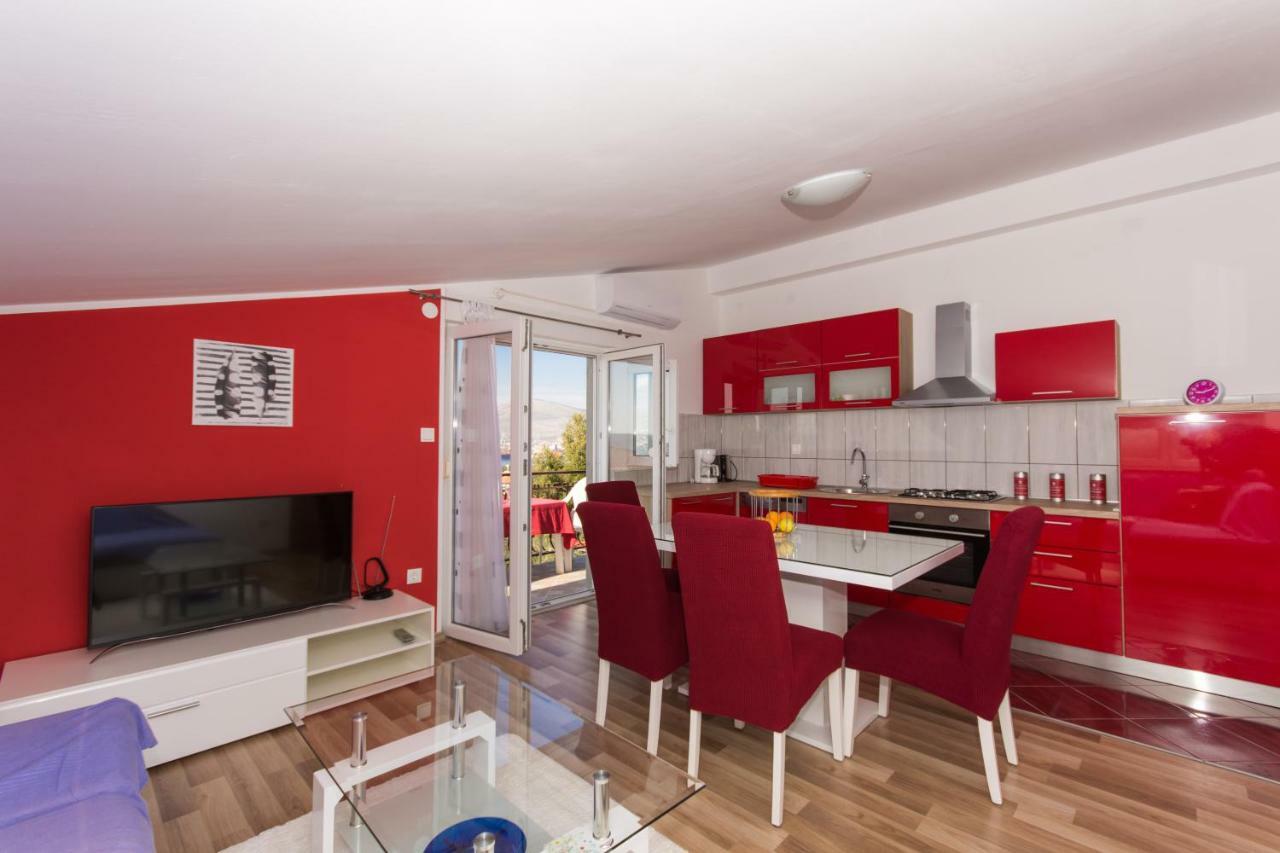 Apartmani Island Trogir Eksteriør bilde