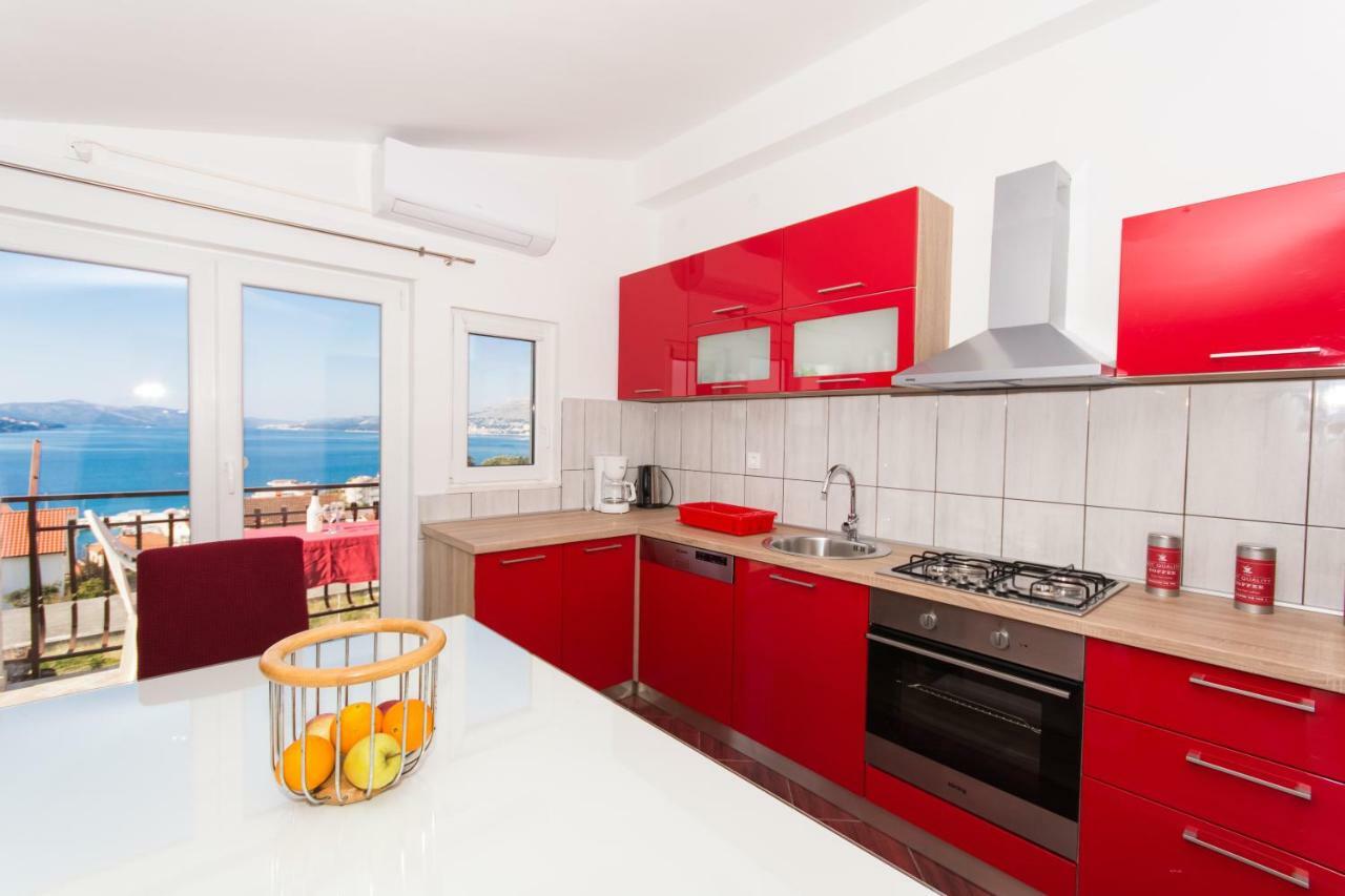 Apartmani Island Trogir Eksteriør bilde