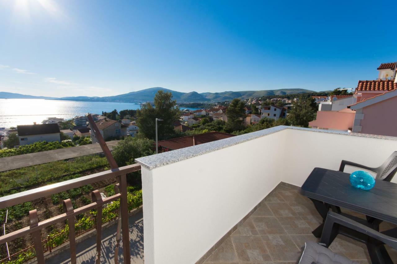 Apartmani Island Trogir Eksteriør bilde
